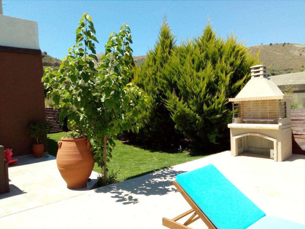 House Veggera - Private Swimming Pool Pensionat Pombia Exteriör bild